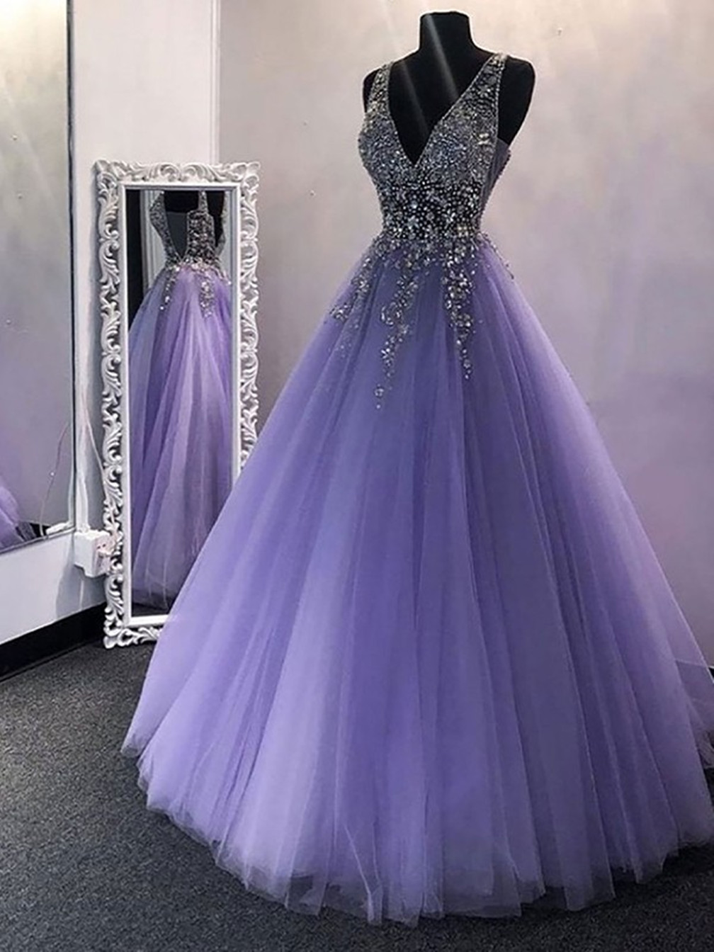 Women A-line/princess Tulle Beading Prom Dresses Long Sleeveless Evening Gowns V-neck Formal Party Dress Yp033