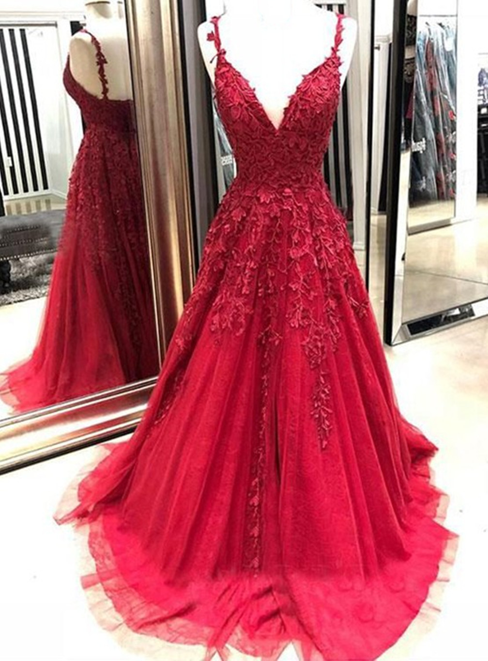 Women A-line/princess Tulle Applique Prom Dresses Long Spaghetti Straps Evening Party Gowns Sleeveless Formal Dress Yp036