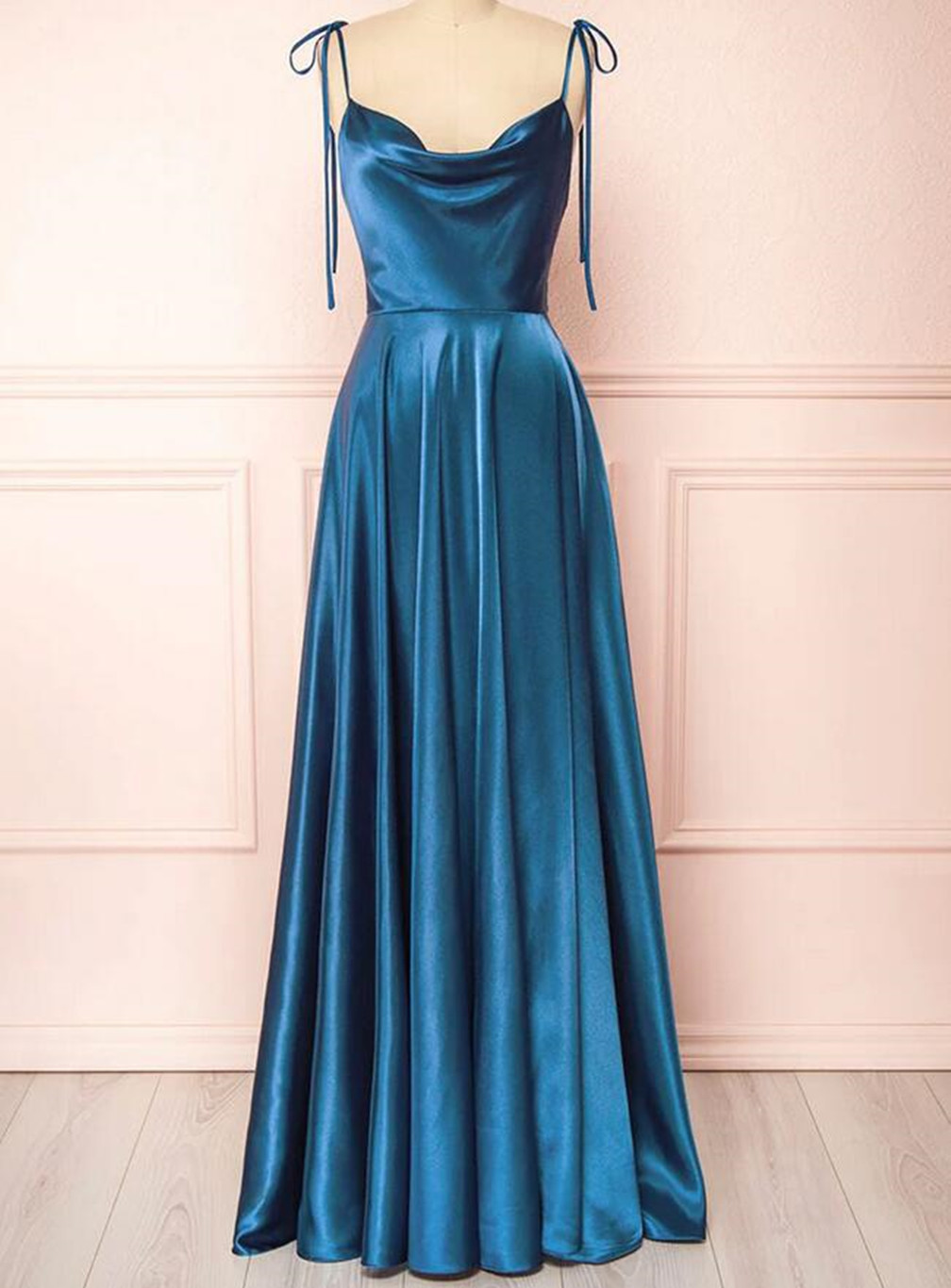 Women Satin Prom Dresses Long Spaghetti Strap Evening Party Gowns Sleeveless Formal Dress Yp065