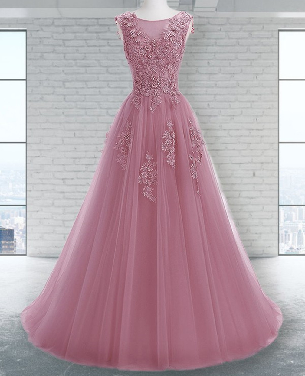 Women A-line/princess Lace Prom Dresses Long Appliques Evening Party Gowns Sleeveless Formal Dress Yp077
