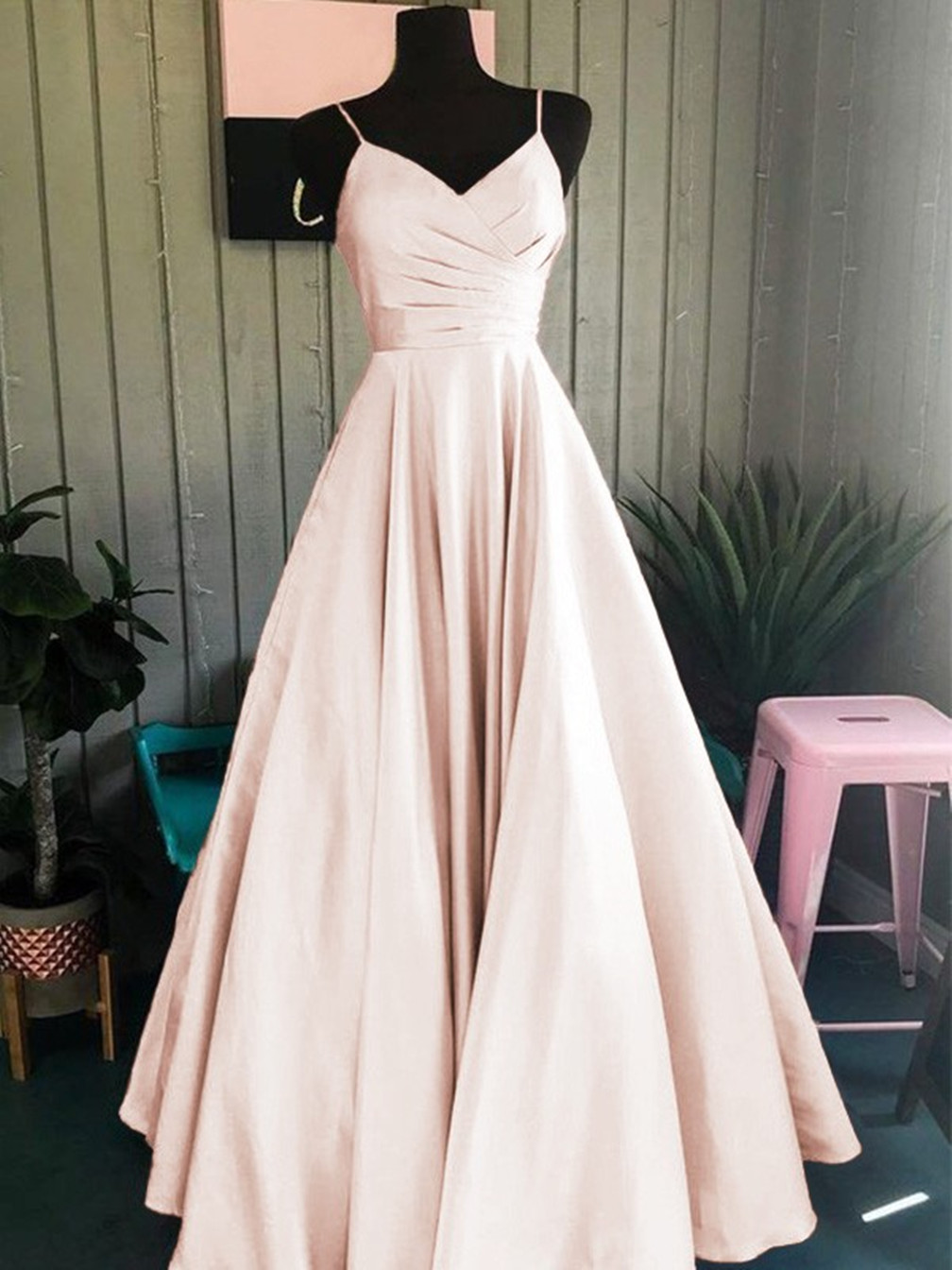Women A-line/princess Satin Prom Dresses Long Spaghetti Straps Evening Party Gowns Sleeveless Formal Dress Yp084